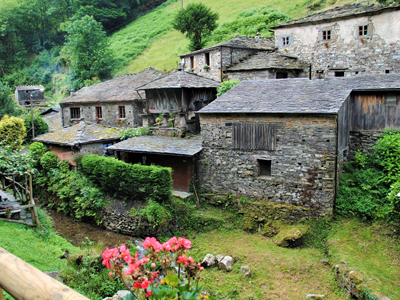 pueblo asturias taramundi