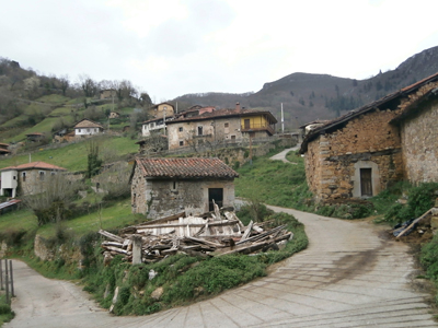 pueblo asturias bandujo