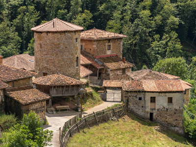 pueblo asturias bandujo