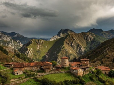pueblo asturias bandujo